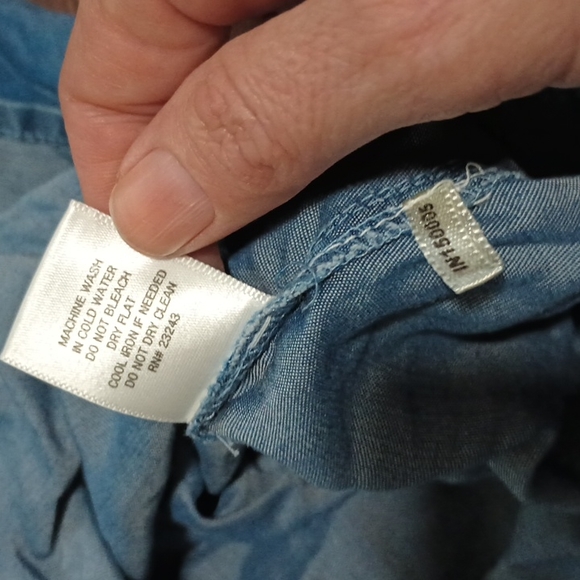 New York & Company Denim long sleeve shirt (SUPER SOFT) - Picture 16 of 16